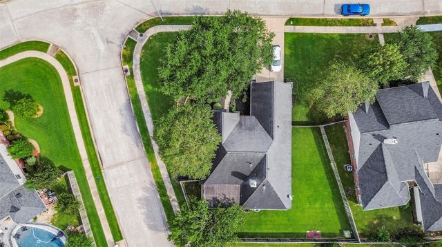 2516 Creeks Edge Drive, Pearland, TX 77581