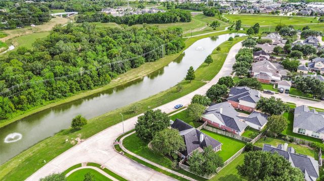 2516 Creeks Edge Drive, Pearland, TX 77581