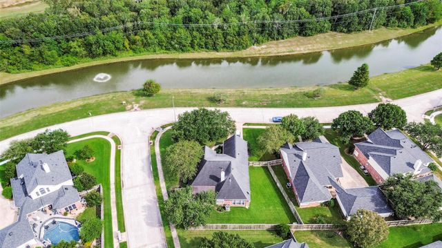 2516 Creeks Edge Drive, Pearland, TX 77581