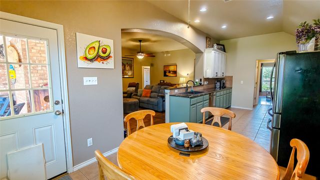 8901 Arbor Crest Court, Fort Worth, TX 76179