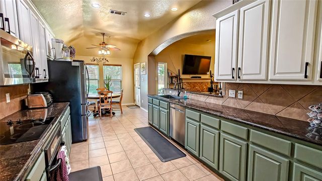 8901 Arbor Crest Court, Fort Worth, TX 76179