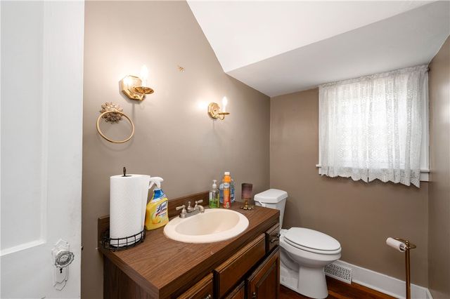 236 Alameda Rd, Twp Of But Nw, PA 16001