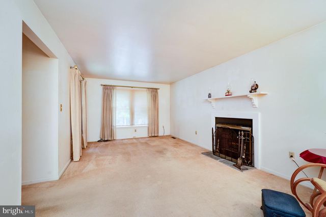 996 GROUSE WAY, Reading, PA 19606