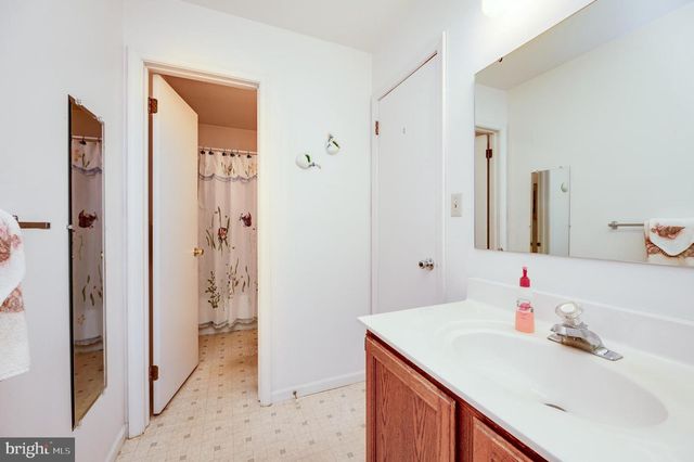996 GROUSE WAY, Reading, PA 19606