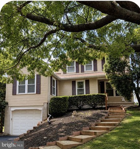 996 GROUSE WAY, Reading, PA 19606