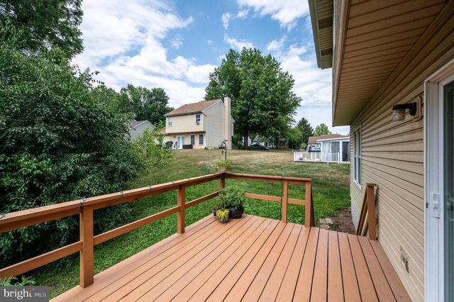 996 GROUSE WAY, Reading, PA 19606