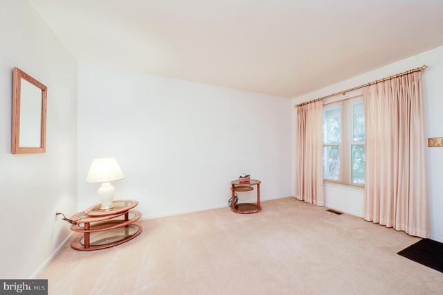 996 GROUSE WAY, Reading, PA 19606