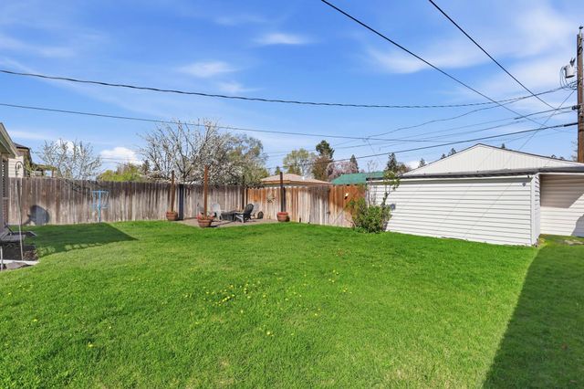 5224 N Cannon St St, Spokane, WA 99205