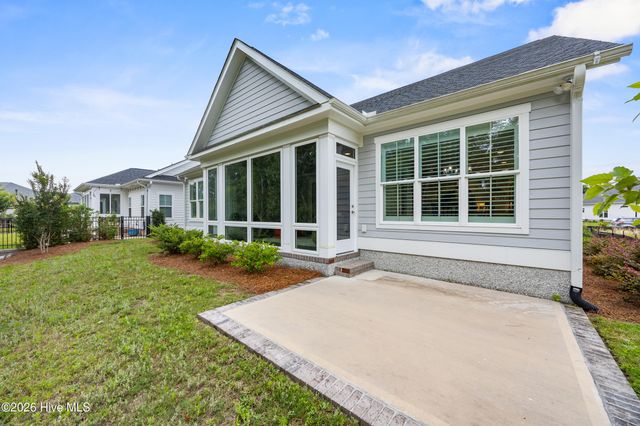 3386 Island Lakes Drive, Southport, NC 28461