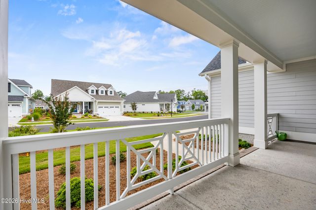 3386 Island Lakes Drive, Southport, NC 28461