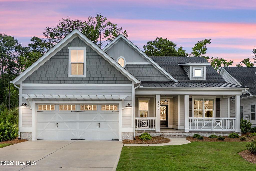 3386 Island Lakes Drive, Southport, NC 28461