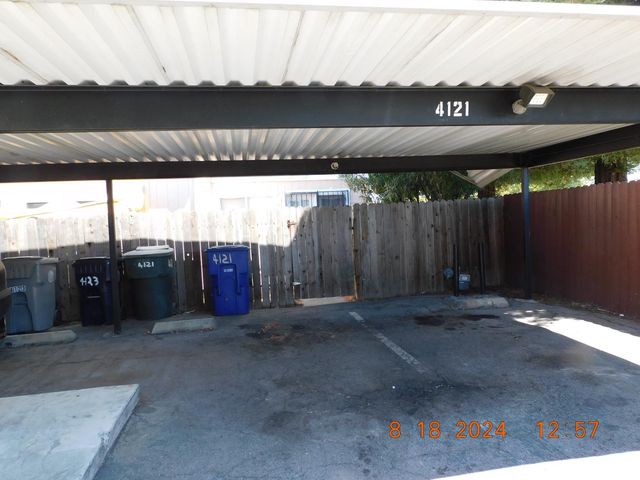 4121 Brookfield Dr, Sacramento, CA 95823