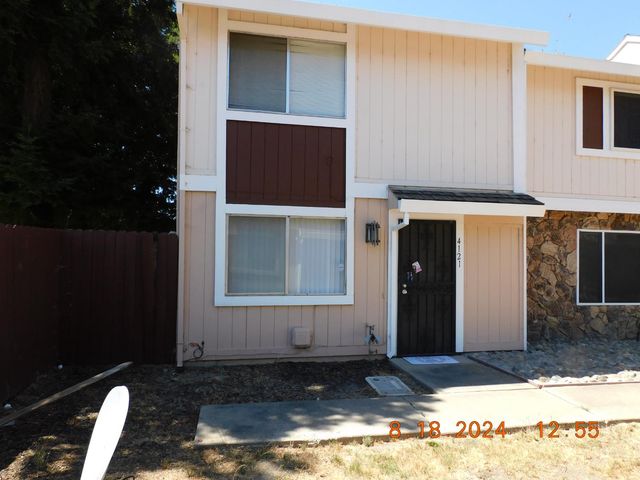 4121 Brookfield Dr, Sacramento, CA 95823