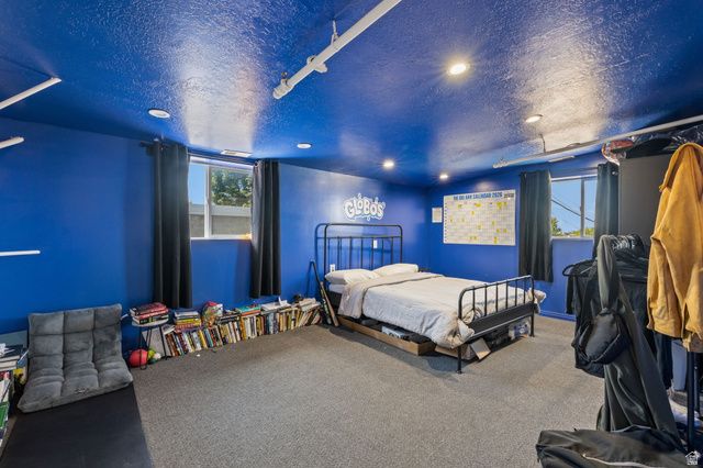 7095 W 3500 ST, West Valley City, UT 84128