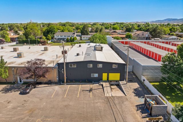 7095 W 3500 ST, West Valley City, UT 84128