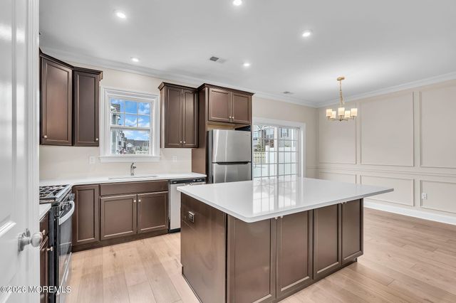 20 Theater Drive, Wall, NJ 07753