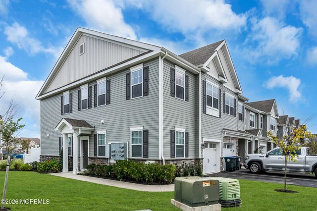 20 Theater Drive, Wall, NJ 07753