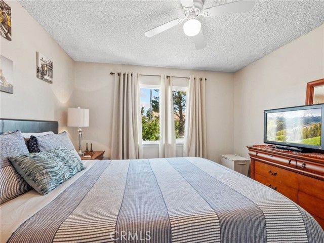 15880 Elcona Place, Victorville, CA 92395