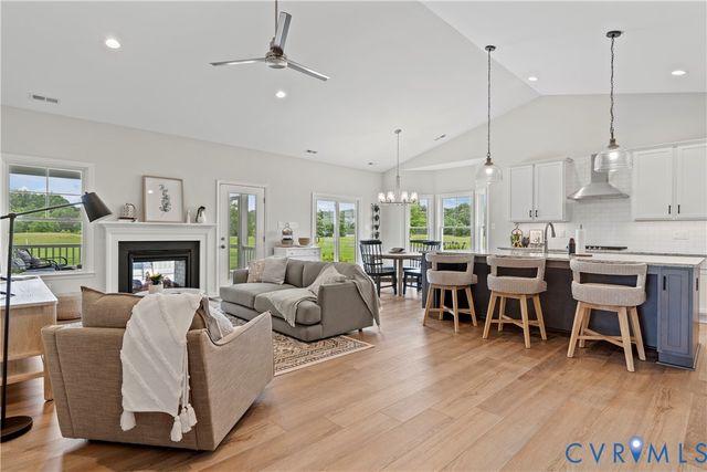 9066 Terroir Ln, New Kent, VA 23124