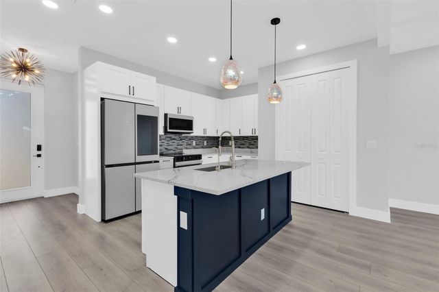 1323 WESLEY DRIVE 112, Punta Gorda, FL 33950