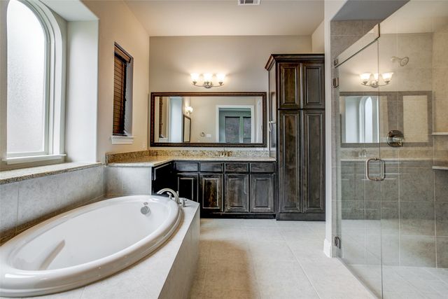 6810 Historic View, Dallas, TX 75236