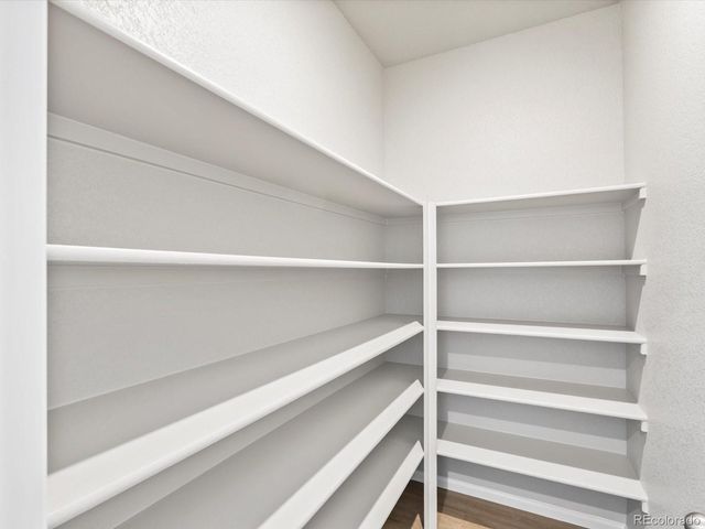 4661 Sunsplash Way, Johnstown, CO 80534