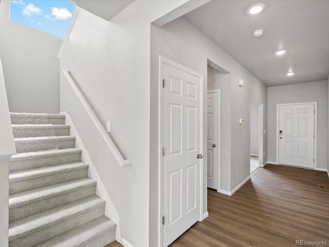 4661 Sunsplash Way, Johnstown, CO 80534