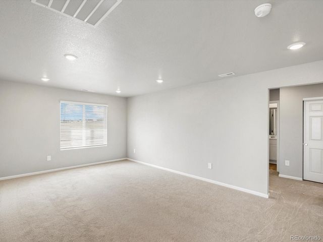 4661 Sunsplash Way, Johnstown, CO 80534