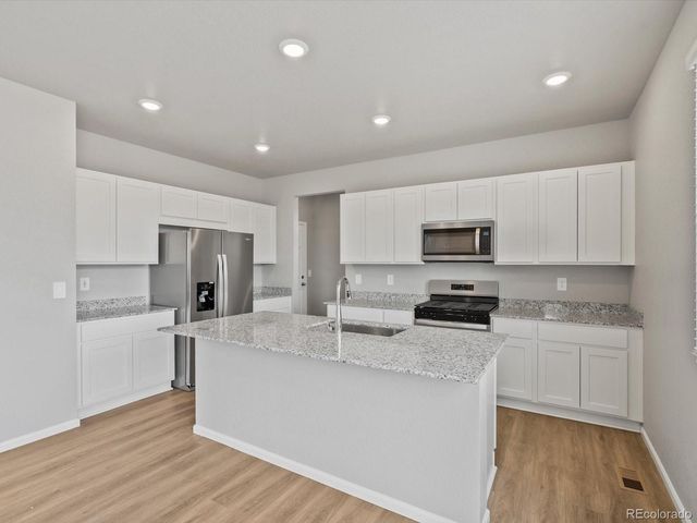 4661 Sunsplash Way, Johnstown, CO 80534