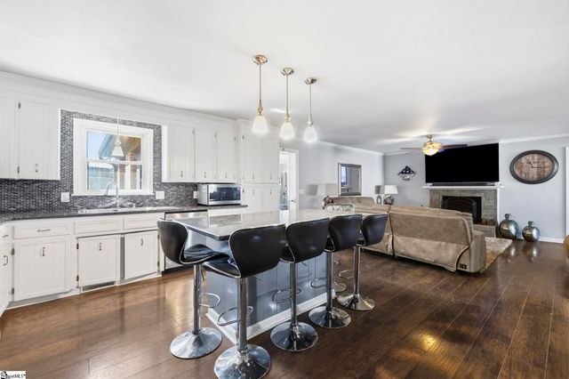 1218 Brushy Creek Road, Taylors, SC 29687