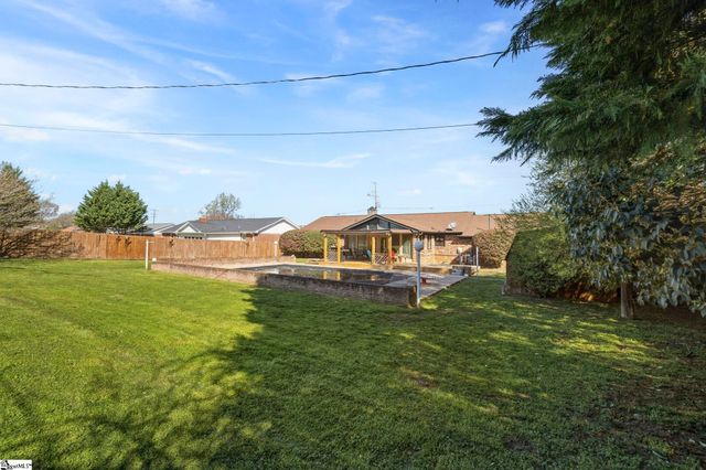 1218 Brushy Creek Road, Taylors, SC 29687