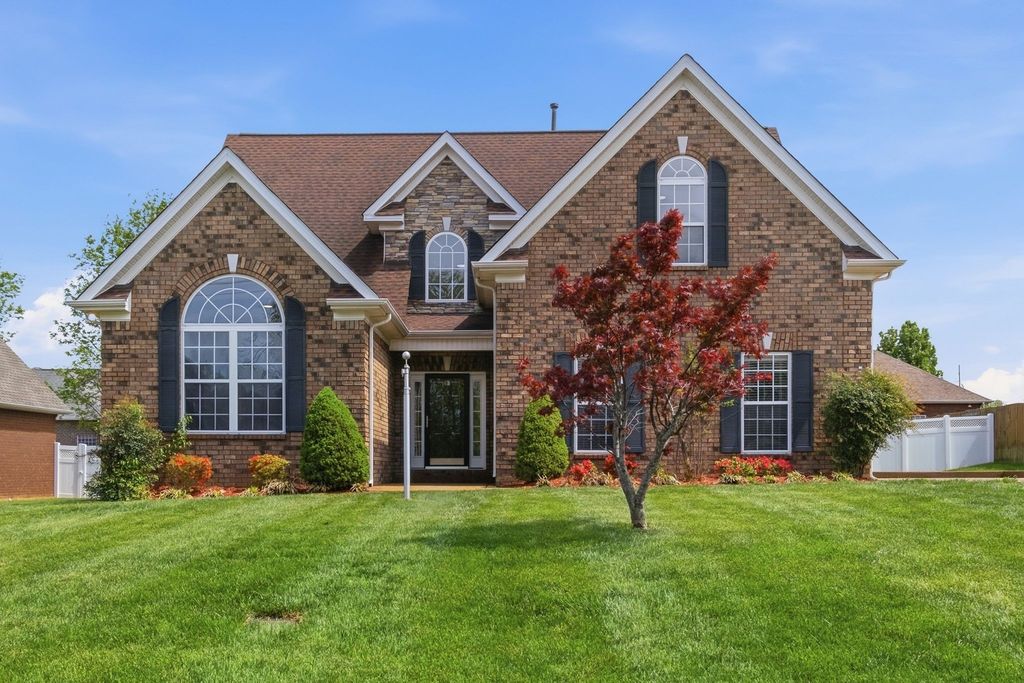 828 Chaqueta Ct, Smyrna, TN 37167