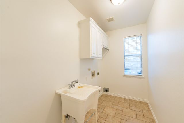 3305 Estacado Lane, Plano, TX 75025