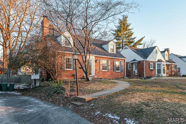 1412 Gardenia Drive, St Louis, MO 63119