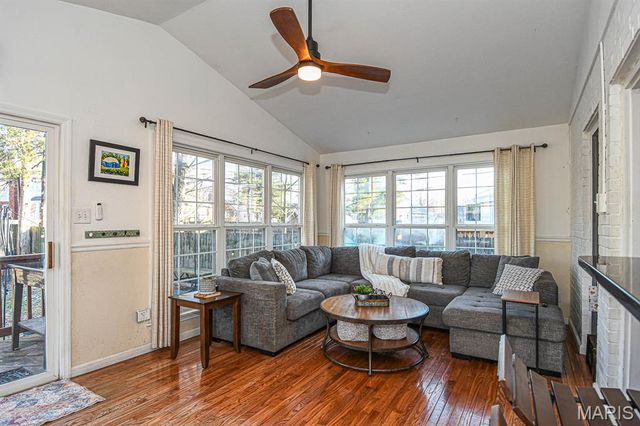 1412 Gardenia Drive, St Louis, MO 63119