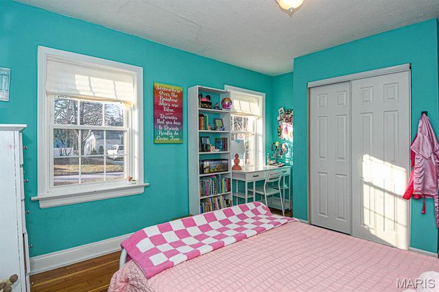 1412 Gardenia Drive, St Louis, MO 63119