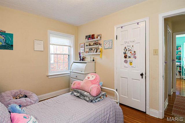 1412 Gardenia Drive, St Louis, MO 63119