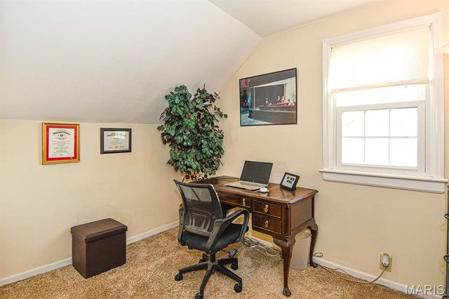 1412 Gardenia Drive, St Louis, MO 63119