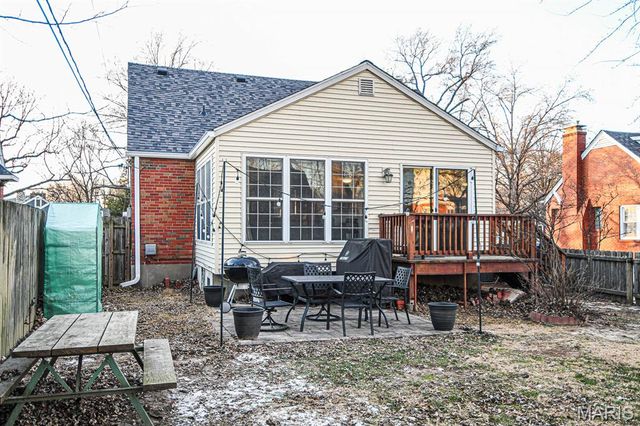 1412 Gardenia Drive, St Louis, MO 63119