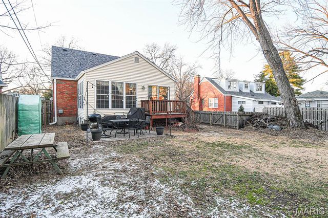 1412 Gardenia Drive, St Louis, MO 63119