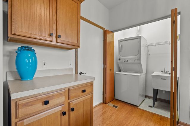 1534 W Cadillac Circle, Romeoville, IL 60446