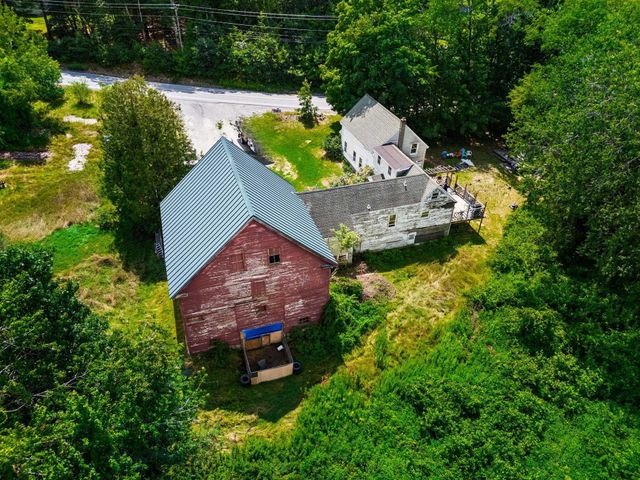 73 Danville Road, Kingston, NH 03848