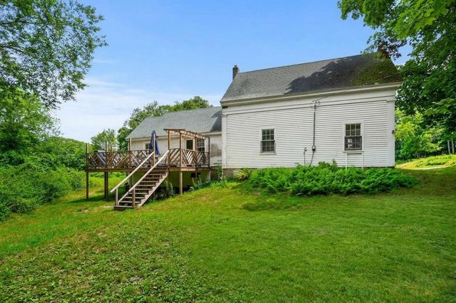 73 Danville Road, Kingston, NH 03848