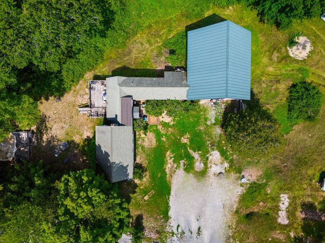 73 Danville Road, Kingston, NH 03848