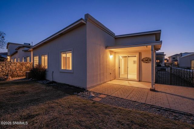 3017 Zacatecas Court, Las Cruces, NM 88012