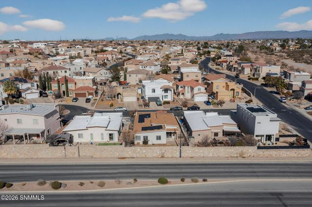3017 Zacatecas Court, Las Cruces, NM 88012