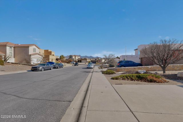 3017 Zacatecas Court, Las Cruces, NM 88012