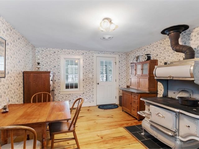 405 Brookside Road, Westford, VT 05494