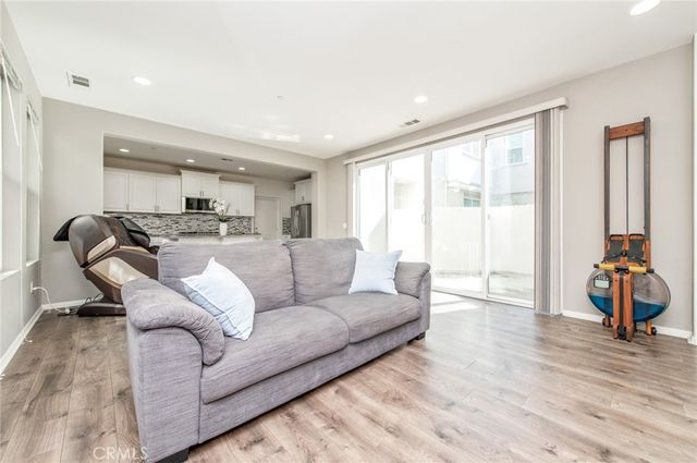 149 Acamar, Irvine, CA 92618