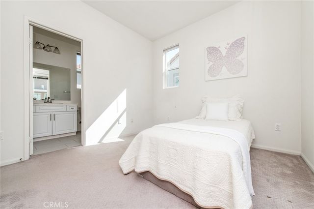 149 Acamar, Irvine, CA 92618